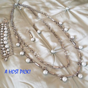 💝HP💝 WHBM Necklace, Bracelet, Earrings Set